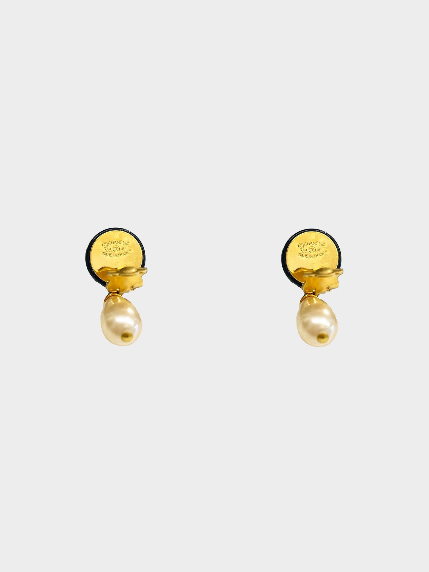 Chanel FW 1993 Pearl Drop Clip-On Earrings