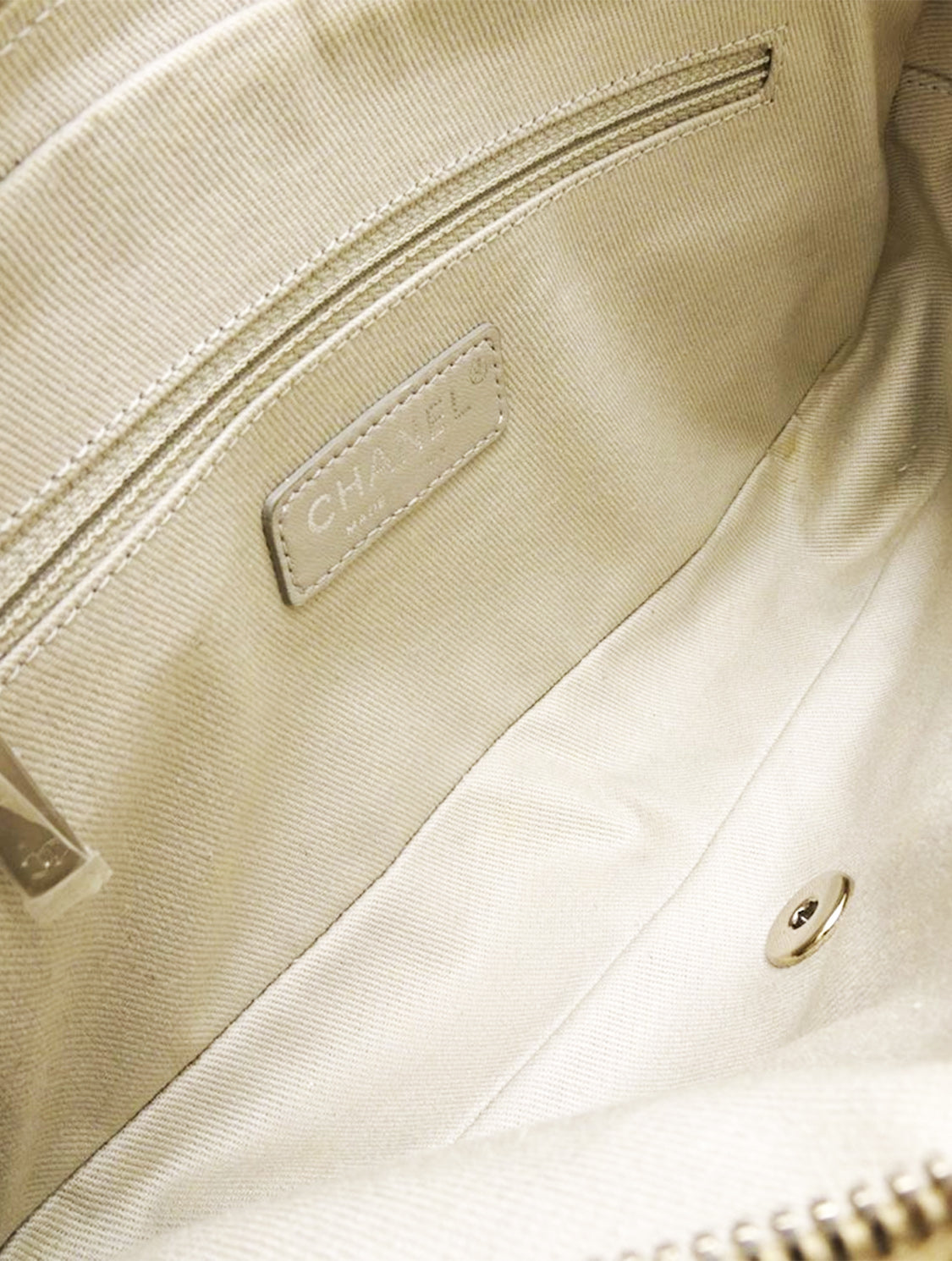 Chanel 2013/2014 Beige Matresse Pebble Leather Flap Bag