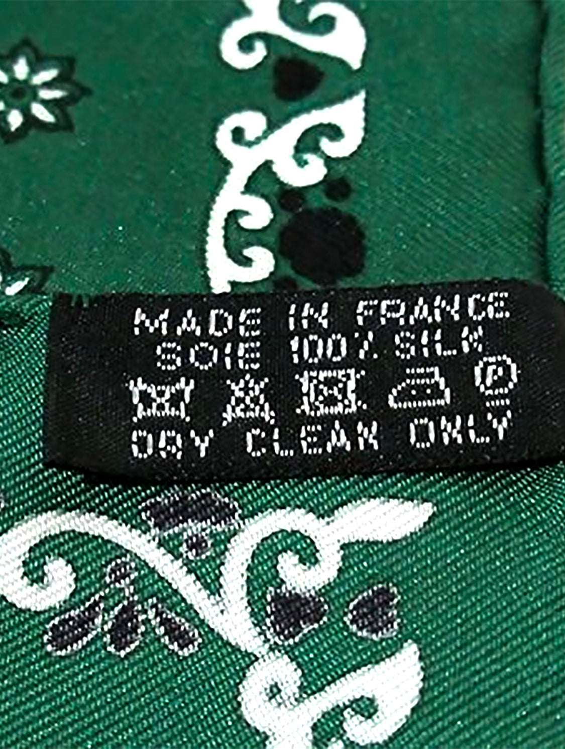 Hermès 2010s Peuple De Vent Green Rare Scarf